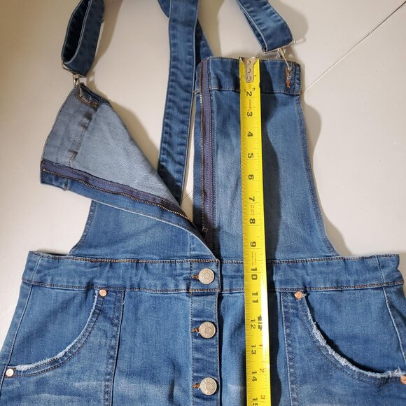 Celebrity Pink Denim Raw-Hem Skirtalls Sz L - Picture 6 of 16